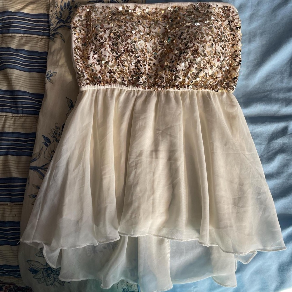 Rue 21 sparkly peplum top